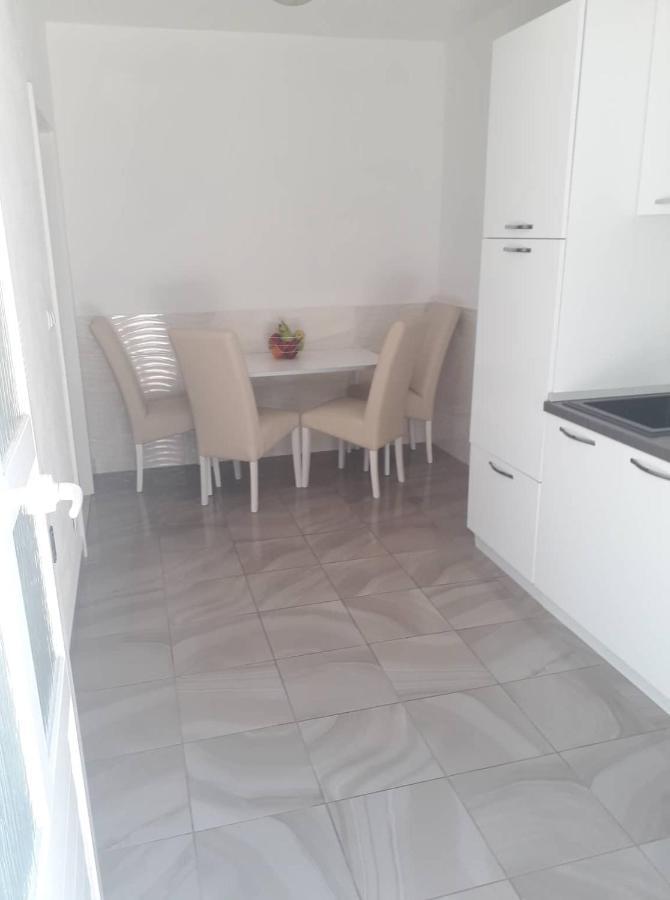 Apartments Senka Orebić Eksteriør billede